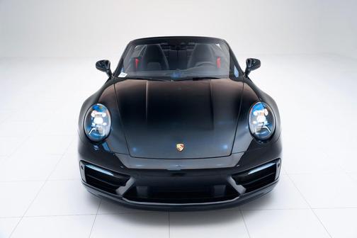 2022 Porsche 911 Carrera 4S Cabriolet