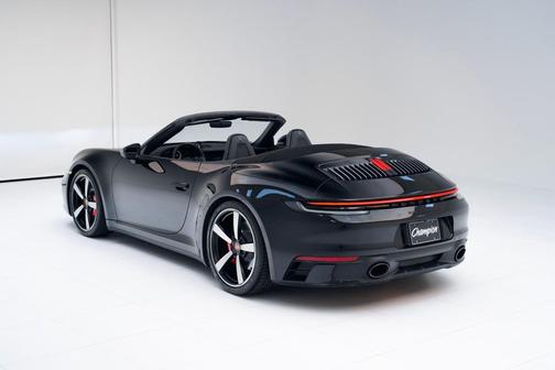 2022 Porsche 911 Carrera 4S Cabriolet
