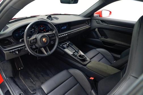 2024 Porsche 911 Carrera GTS