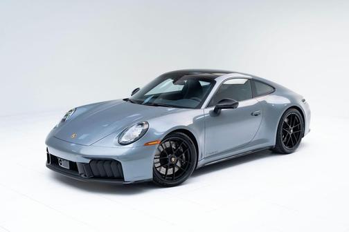 2026 Porsche 911 Carrera 4 GTS