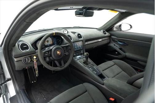 2023 Porsche 718 Cayman GT4 RS