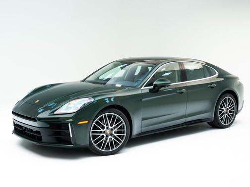 2026 Porsche Panamera 4