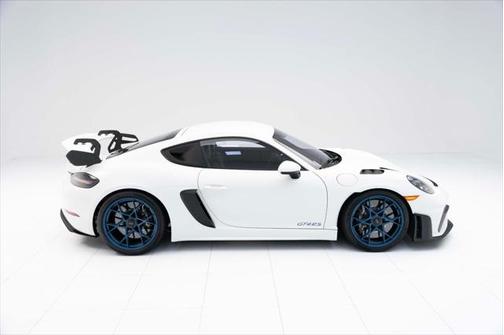 2024 Porsche 718 Cayman GT4 RS