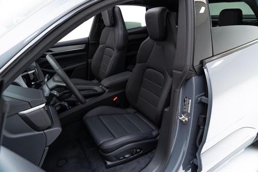 2025 Porsche Macan Electric