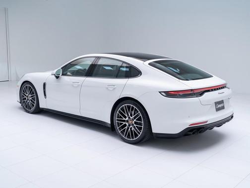 2023 Porsche Panamera Platinum Edition