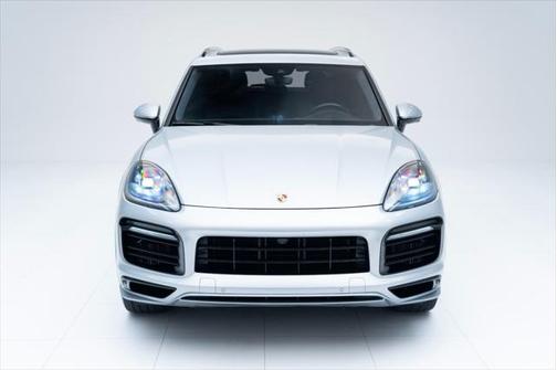 2021 Porsche Cayenne GTS