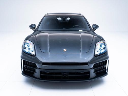 2026 Porsche Panamera 