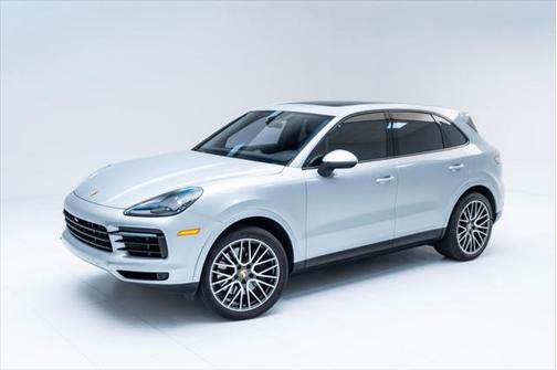2022 Porsche Cayenne Base (Tiptronic)