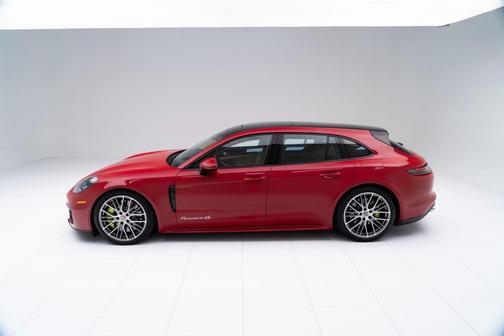 2022 Porsche Panamera 4S