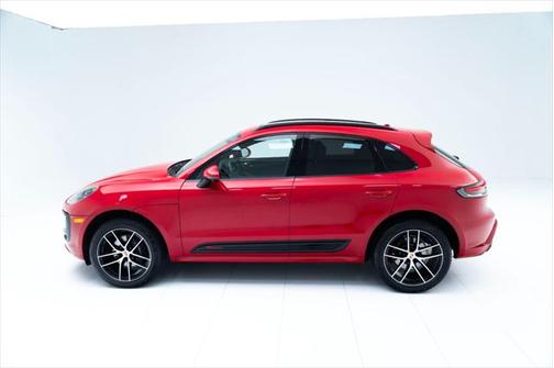 2024 Porsche Macan Base