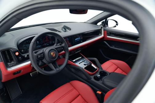 2026 Porsche Cayenne S