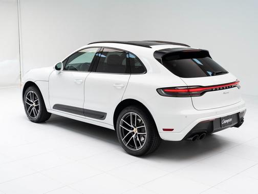 2025 Porsche Macan 