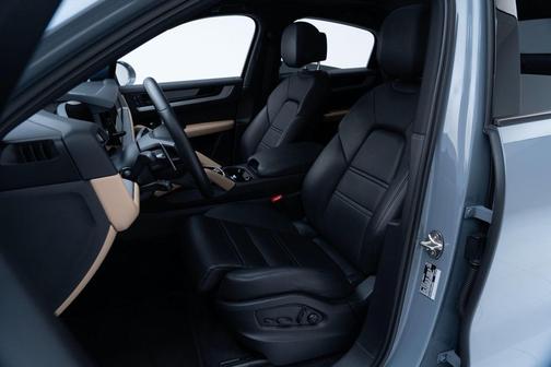 2024 Porsche Cayenne S