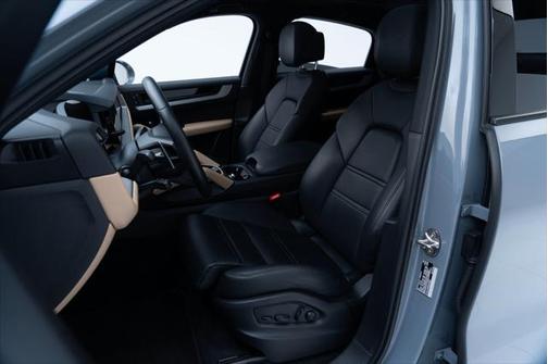 2024 Porsche Cayenne S