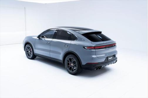 2024 Porsche Cayenne S