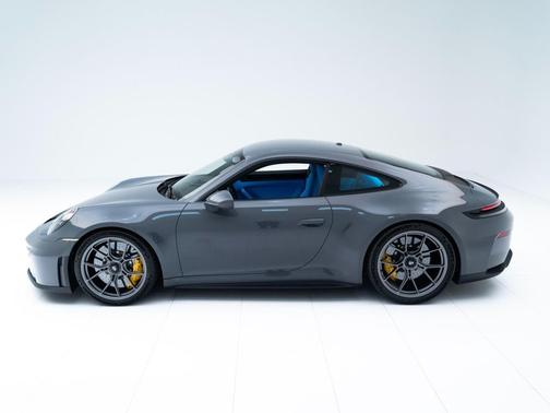 2026 Porsche 911 GT3 w/Touring Package