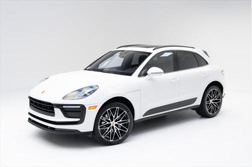2022 Porsche Macan Base