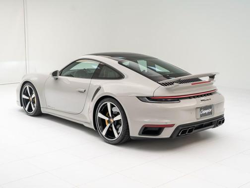 2021 Porsche 911 Turbo S