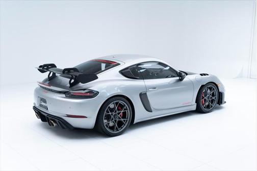 2023 Porsche 718 Cayman GT4 RS