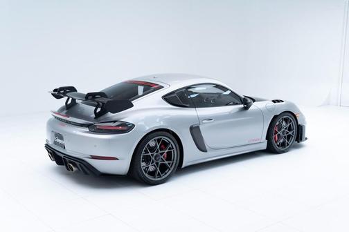 2023 Porsche 718 Cayman GT4 RS