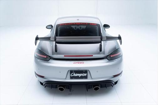 2023 Porsche 718 Cayman GT4 RS
