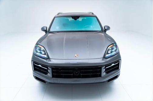 2025 Porsche Cayenne E-Hybrid S