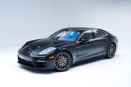 2023 Porsche Panamera 4S