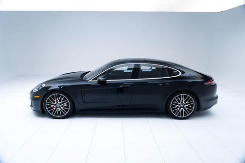 2023 Porsche Panamera 4S