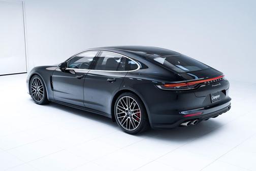 2023 Porsche Panamera 4S