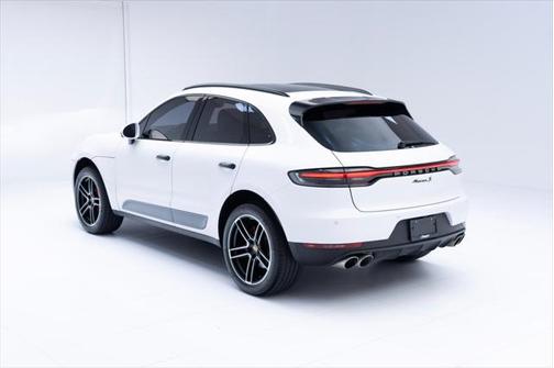 2021 Porsche Macan Base