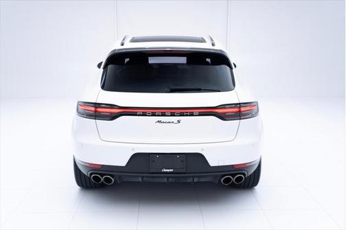 2021 Porsche Macan Base