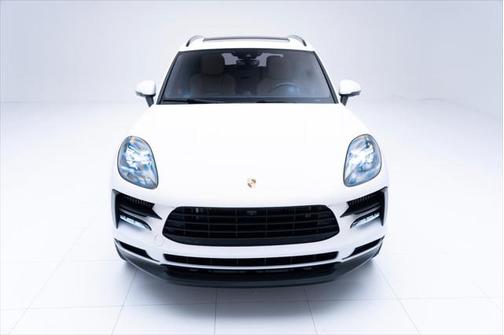 2021 Porsche Macan Base