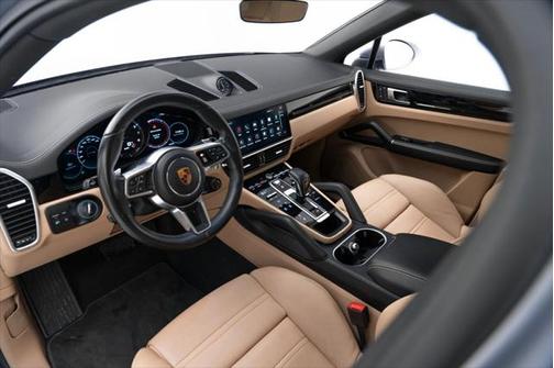 2022 Porsche Cayenne E-Hybrid S