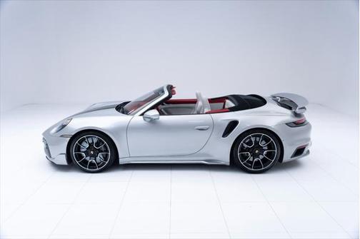 2024 Porsche 911 Turbo S