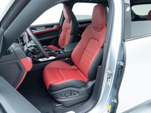 2026 Porsche Cayenne S
