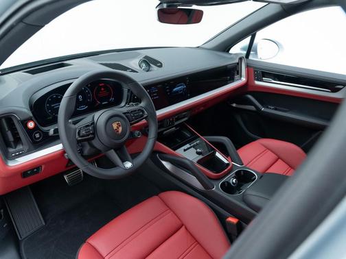 2026 Porsche Cayenne S