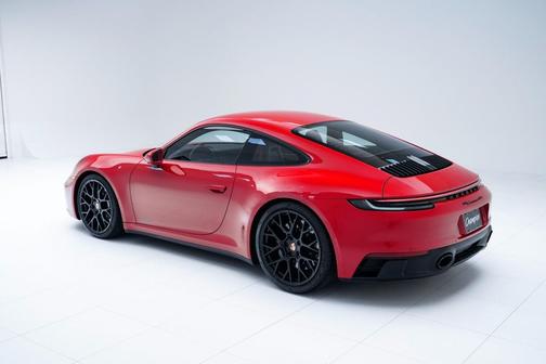 2024 Porsche 911 Carrera GTS