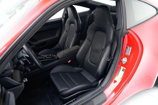 2024 Porsche 911 Carrera GTS