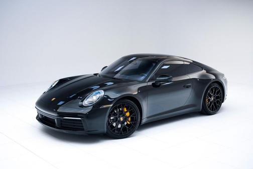 2022 Porsche 911 Carrera