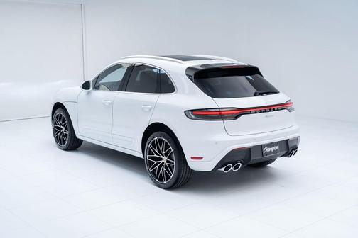 2025 Porsche Macan