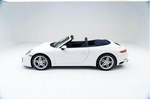 2018 Porsche 911 Carrera