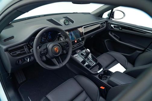 2026 Porsche Macan T