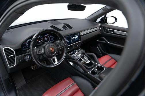 2022 Porsche Cayenne Turbo