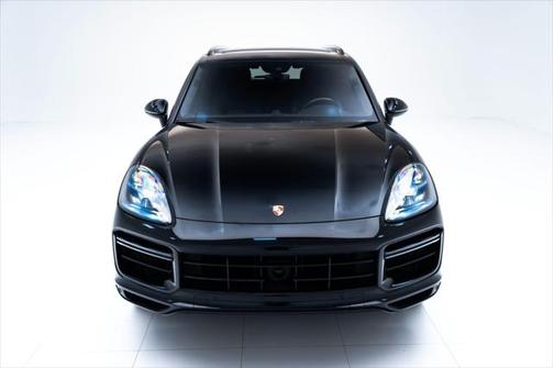 2022 Porsche Cayenne Turbo