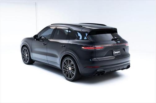 2022 Porsche Cayenne Turbo