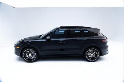 2022 Porsche Cayenne Turbo