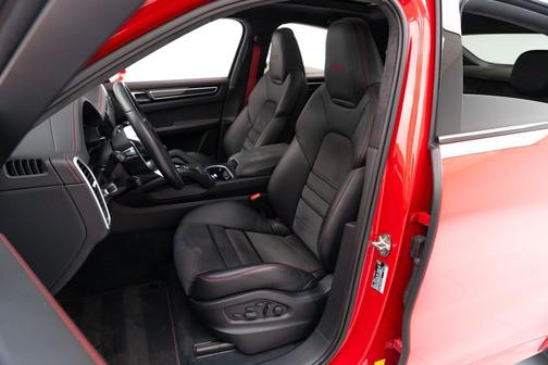 2023 Porsche Cayenne GTS