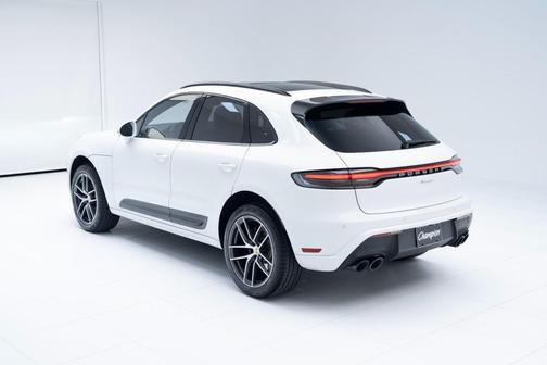2025 Porsche Macan