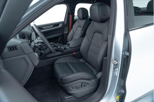 2024 Porsche Cayenne S