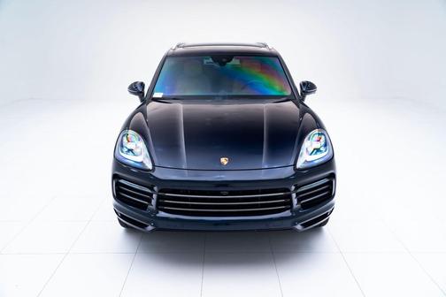 2023 Porsche Cayenne 